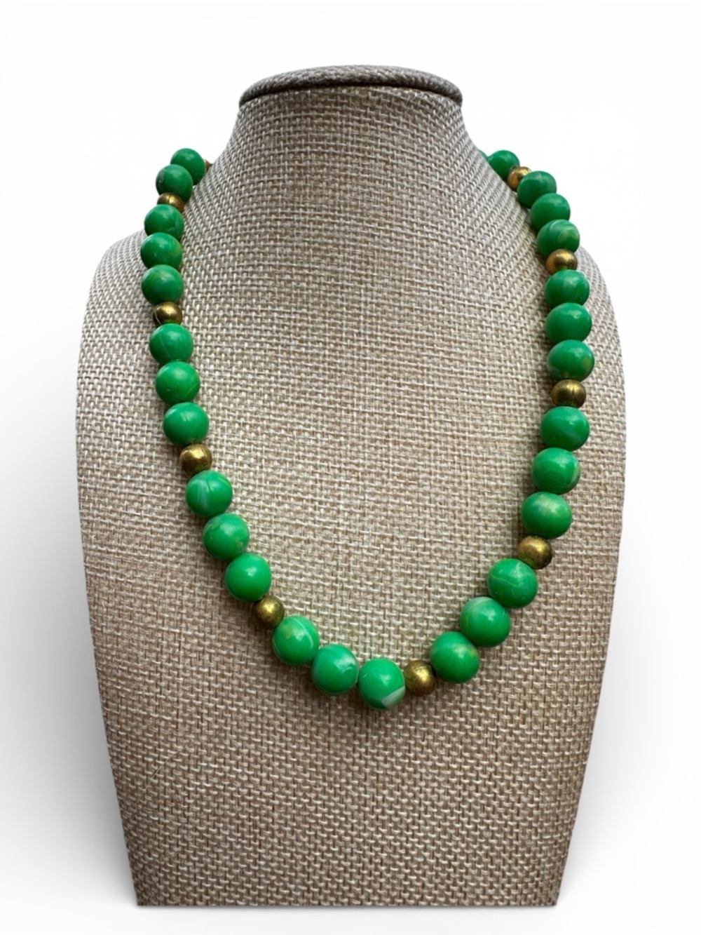 Vintage 1950s Jade Green Lucite Bead Necklace